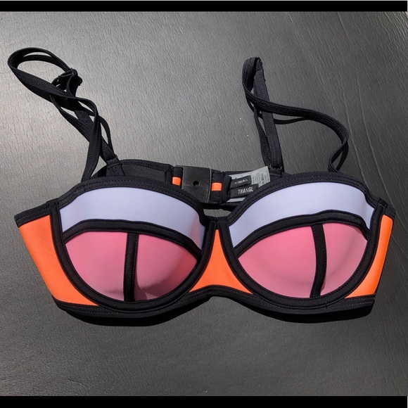 Triangl top - Picture 1 of 3